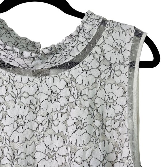 Torrid Women's Feminine White Lace Mock Neck Blouse With Sheer Paneling Size 5x - Picture 6 of 12
